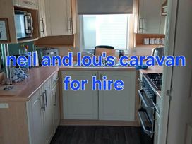 Happy Days Caravan Park - Holiday Accommodation 18529 - North Wales - 1186648 - thumbnail photo 7