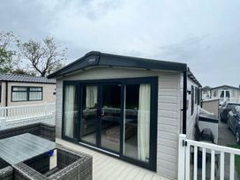 Flamingo Land Holiday Park - Holiday Accommodation 18530 - North Yorkshire (incl. Whitby) - 1186649 - thumbnail photo 7