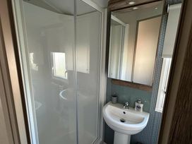Cayton Bay Caravan Park - Holiday Accommodation 18534 - North Yorkshire (incl. Whitby) - 1186650 - thumbnail photo 11