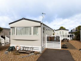 Pevensey Bay Holiday Park - Holiday Accommodation 18564 - Kent & Sussex - 1186657 - thumbnail photo 9