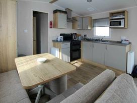 Pevensey Bay Holiday Park - Holiday Accommodation 18564 - Kent & Sussex - 1186657 - thumbnail photo 13
