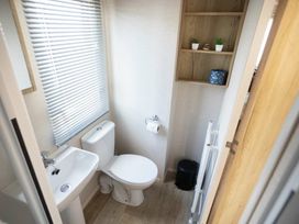 Pevensey Bay Holiday Park - Holiday Accommodation 18564 - Kent & Sussex - 1186657 - thumbnail photo 15