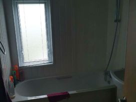 Sandy Bay Holiday Park - Holiday Accommodation 18569 - Northumberland - 1186658 - thumbnail photo 11
