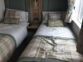 White Acres Holiday Park - Holiday Accommodation 18583 - Cornwall - 1186659 - thumbnail photo 16