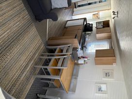 Lizard Point Holiday Park - Holiday Accommodation 18589 - Cornwall - 1186661 - thumbnail photo 17
