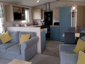 Liskey Hill Caravan Park - Holiday Accommodation 18592 - Cornwall - 1186663 - thumbnail photo 3