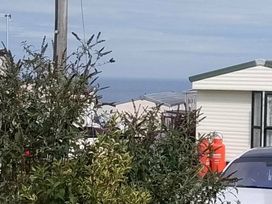 Liskey Hill Caravan Park - Holiday Accommodation 18592 - Cornwall - 1186663 - thumbnail photo 16