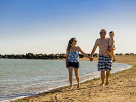 Seawick Holiday Park - Holiday Accommodation 18599 - Suffolk & Essex - 1186666 - thumbnail photo 16