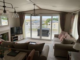 Doniford Bay - Holiday Accommodation 18610 - Devon - 1186668 - thumbnail photo 7