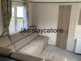 Southview Holiday Park - Holiday Accommodation 18613 - Lincolnshire - 1186669 - thumbnail photo 8