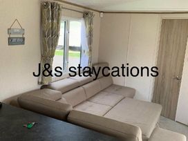 Southview Holiday Park - Holiday Accommodation 18613 - Lincolnshire - 1186669 - thumbnail photo 9