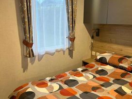 Rockley Park - Holiday Accommodation 18618 - Dorset - 1186671 - thumbnail photo 12