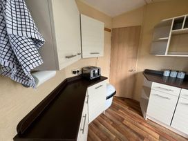 Edwards Leisure Park - Holiday Accommodation 18638 - North Wales - 1186677 - thumbnail photo 9