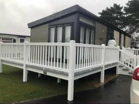 Tattershall Lakes Country Park - Holiday Accommodation 18651 - Lincolnshire - 1186681 - thumbnail photo 2