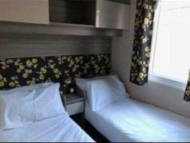 Tattershall Lakes Country Park - Holiday Accommodation 18651 - Lincolnshire - 1186681 - thumbnail photo 8