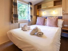 Kelling Heath Holiday Park - Holiday Accommodation 18663 - Norfolk - 1186684 - thumbnail photo 6