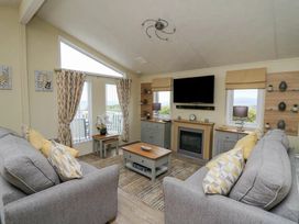 Brynowen Holiday Park - Holiday Accommodation 18665 - Mid Wales - 1186686 - thumbnail photo 2
