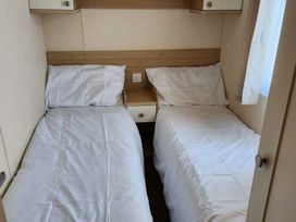 Happy Days Caravan Park - Holiday Accommodation 18666 - North Wales - 1186687 - thumbnail photo 9