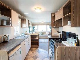 Marton Mere Holiday Village - Holiday Accommodation 18682 - Lake District - 1186693 - thumbnail photo 2
