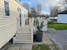 Marton Mere Holiday Village - Holiday Accommodation 18682 - Lake District - 1186693 - thumbnail photo 9
