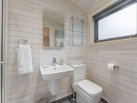 Kelling Heath Holiday Park - Holiday Accommodation 18691 - Norfolk - 1186695 - thumbnail photo 10