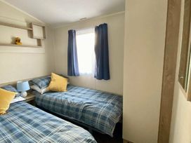 Freshwater Beach Holiday Park - Holiday Accommodation 18694 - Dorset - 1186696 - thumbnail photo 3