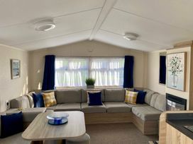 Freshwater Beach Holiday Park - Holiday Accommodation 18694 - Dorset - 1186696 - thumbnail photo 5