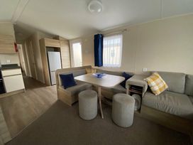 Freshwater Beach Holiday Park - Holiday Accommodation 18694 - Dorset - 1186696 - thumbnail photo 8