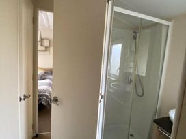 Freshwater Beach Holiday Park - Holiday Accommodation 18694 - Dorset - 1186696 - thumbnail photo 10