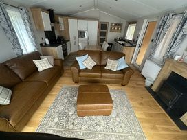 Kelling Heath Holiday Park - Holiday Accommodation 18705 - Norfolk - 1186698 - thumbnail photo 5