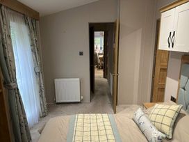 Kelling Heath Holiday Park - Holiday Accommodation 18705 - Norfolk - 1186698 - thumbnail photo 12