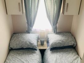 Durdle Door Holiday Park - Holiday Accommodation 18707 - Dorset - 1186699 - thumbnail photo 11