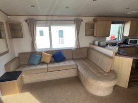 Breydon Water Holiday Park - Holiday Accommodation 18709 - Norfolk - 1186700 - thumbnail photo 5