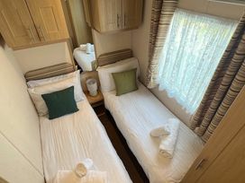 Breydon Water Holiday Park - Holiday Accommodation 18709 - Norfolk - 1186700 - thumbnail photo 15