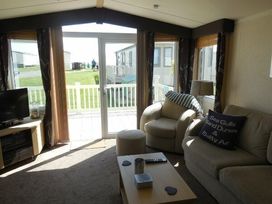 Hoburne Naish - Holiday Accommodation 1871 - Hampshire - 1186701 - thumbnail photo 12