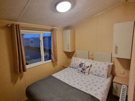 Lyons Winkups and Primrose - Holiday Accommodation 18715 - North Wales - 1186703 - thumbnail photo 5