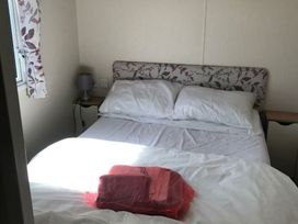 Marton Mere Holiday Village - Holiday Accommodation 18716 - Lake District - 1186704 - thumbnail photo 5