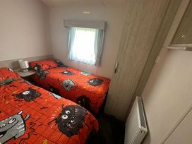 Marine Holiday Park - Holiday Accommodation 18733 - North Wales - 1186707 - thumbnail photo 7