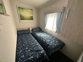 Marine Holiday Park - Holiday Accommodation 18733 - North Wales - 1186707 - thumbnail photo 8