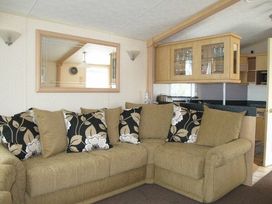 Kingfisher Caravan Park - Holiday Accommodation 1874 - Lincolnshire - 1186708 - thumbnail photo 5