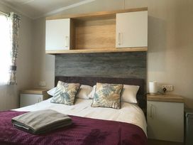 Durdle Door Holiday Park - Holiday Accommodation 18745 - Dorset - 1186710 - thumbnail photo 5