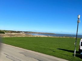Primrose Valley Holiday Park - Holiday Accommodation 18755 - North Yorkshire (incl. Whitby) - 1186712 - thumbnail photo 4