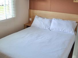 Romney Sands Holiday Park - Holiday Accommodation 18764 - Kent & Sussex - 1186717 - thumbnail photo 6