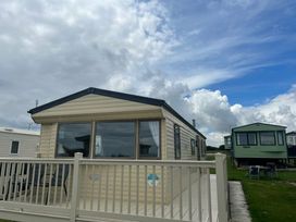 Thornwick Bay Holiday Village - Holiday Accommodation 18765 - North Yorkshire (incl. Whitby) - 1186718 - thumbnail photo 2