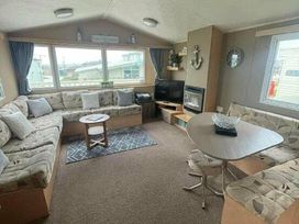 Thornwick Bay Holiday Village - Holiday Accommodation 18765 - North Yorkshire (incl. Whitby) - 1186718 - thumbnail photo 3