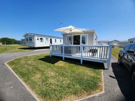Lizard Point Holiday Park - Holiday Accommodation 18770 - Cornwall - 1186721 - thumbnail photo 3