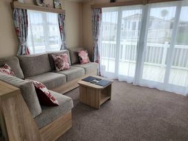 Lizard Point Holiday Park - Holiday Accommodation 18770 - Cornwall - 1186721 - thumbnail photo 8