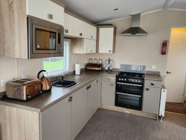Lizard Point Holiday Park - Holiday Accommodation 18770 - Cornwall - 1186721 - thumbnail photo 11