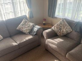 Holivans Caravan Park - Holiday Accommodation 18779 - Lincolnshire - 1186725 - thumbnail photo 4