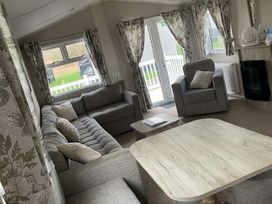 Tattershall Lakes Country Park - Holiday Accommodation 18792 - Lincolnshire - 1186729 - thumbnail photo 5